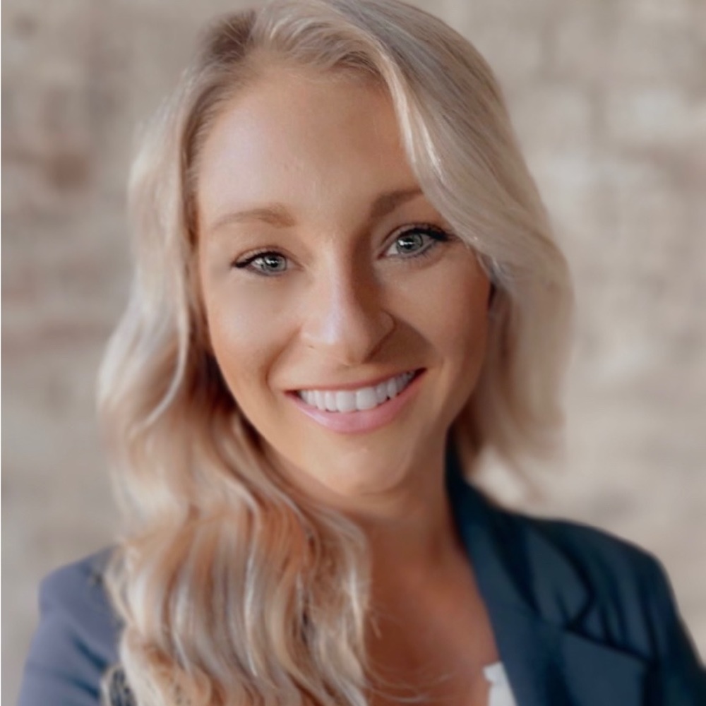 Meet your Posher, Lauren